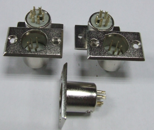 CONNETTORE BNC MASCHIO MASCHIO 5 POLI DA PANNELLO KIT 5 PEZZI CONNETTORE BNC MASCHIO MASCHIO 5 POLI DA PANNELLO KIT 5 PEZZI